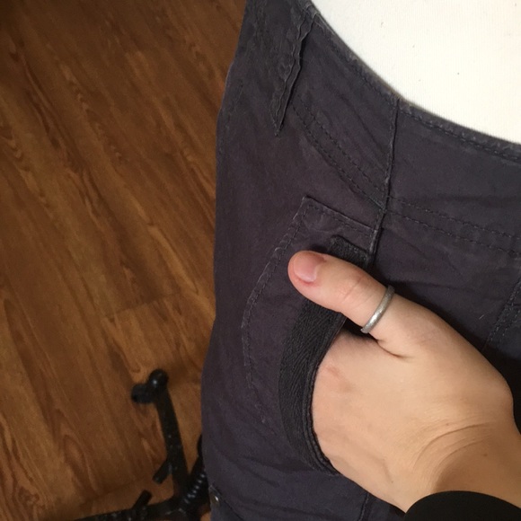 Helix men’s grey cargo shorts with stud embellish - Picture 9 of 14